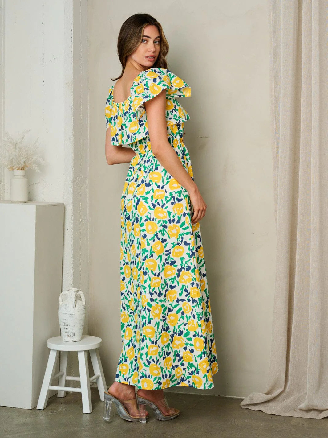 SHORT SLEEVE RUFFLE FLORAL MAXI DRESS A510